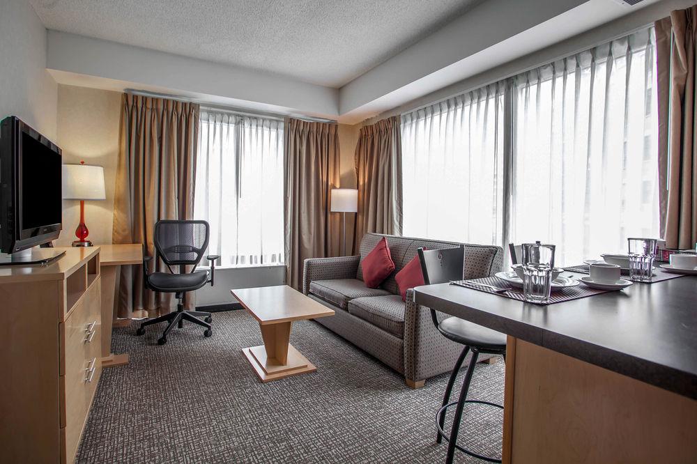 Comfort Suites Michigan Avenue Чикаго Екстериор снимка