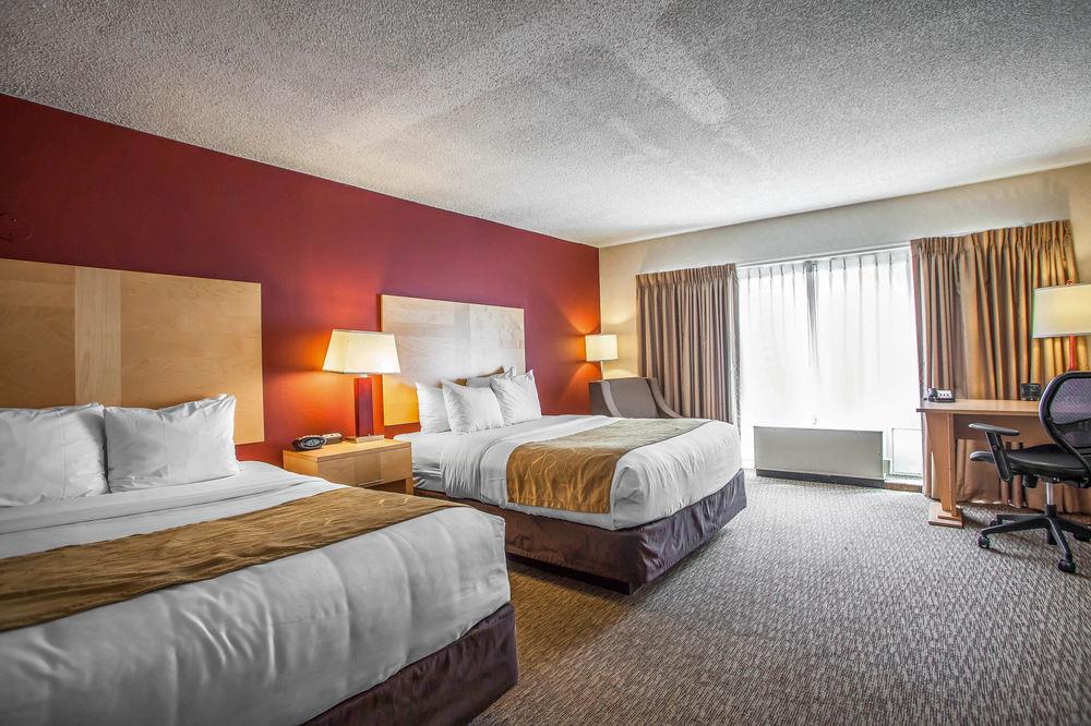 Comfort Suites Michigan Avenue Чикаго Екстериор снимка